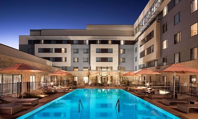 Bee Cave Apartment | Your Relaxing Getaway Awaits! Outdoor Pool Available, Free Parking!