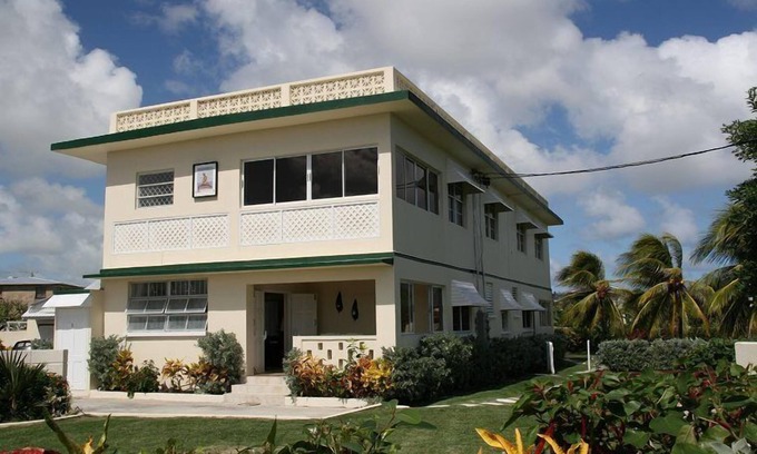 Belair House | Your Relaxing Tropical Getaway Near Crane Resort