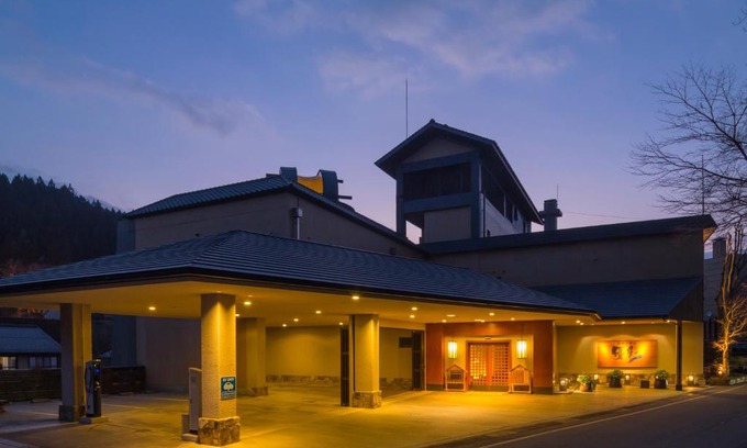 Kurokawa Onsen Hotel | Yukyo no Hibiki Yusai