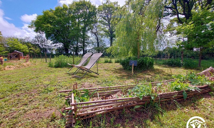 Montenay Cottage | Yurt for 2 Adults & 2 Kids in Serene Nature, Shared Kitchen & Extensive Amenities