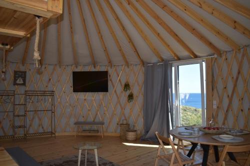 Lentas Apartment | Yurt Lithoessa Gaia