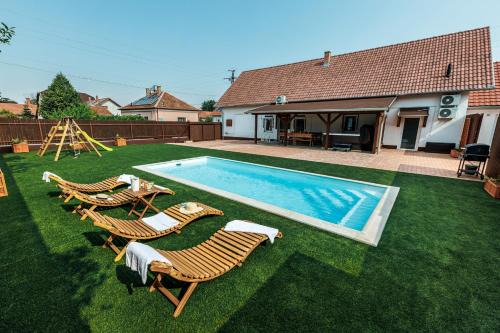 Morahalom Villa | Zöld Gerle ház Mórahalom