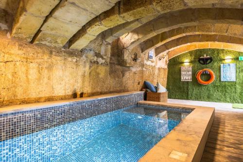 Zebbug Villa | Zaffir Retreat