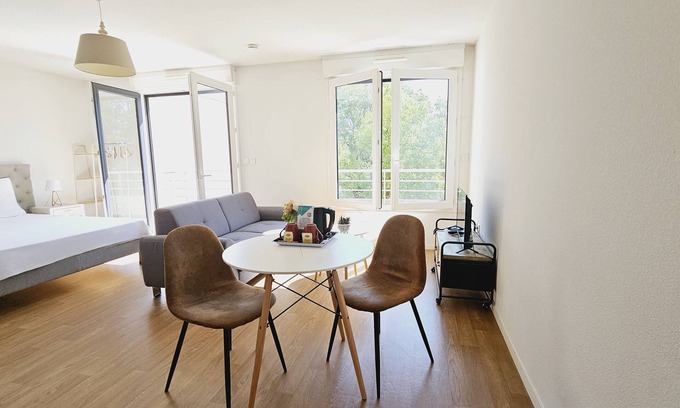 Nevers Apartment | ZENAO Appart'hotel Nevers
