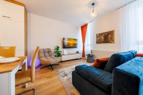 Rzeszow Apartment | Zenith Suite Residence- City Centre, Free Parking by StayNest