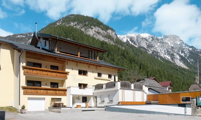 Schnann House | Zentral by Interhome