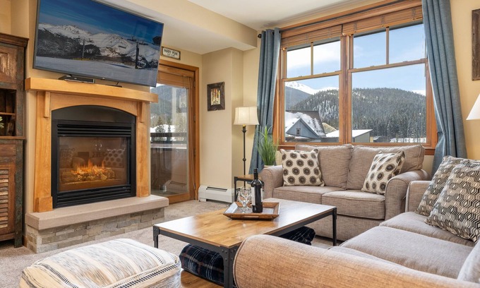Winter Park Condo | Zephyr Mountain Lodge 1420 Ski-In/Ski-out Winter Park Resort base