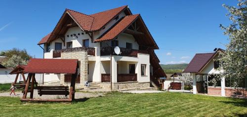 Bodesti House | Zestrea Bunicilor