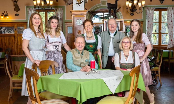 Warth House | Zum Fally - Landgasthof