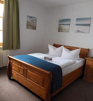 Kuemmersbruck Hotel | Zur Post Kümmersbruck Hotel & Tiny Houses