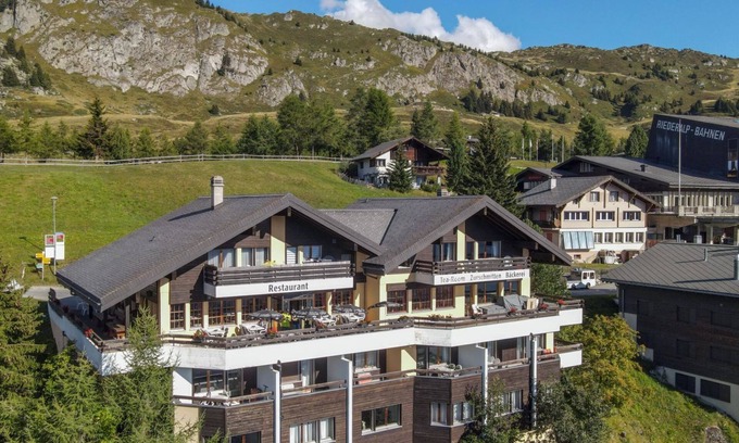 Riederalp Apartment | Zurschmitten 15 1. UG Süd by Interhome