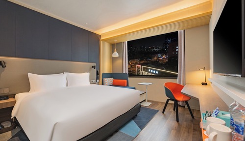 Standard Room, 1 King Bed, Non Smoking, City View