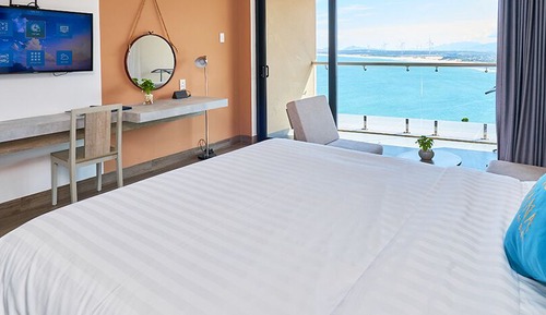 Deluxe Ocean View Double with Balcony