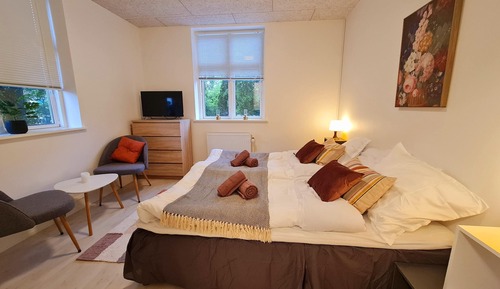 Greater Business Apartment