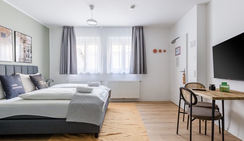 Suite with disability access