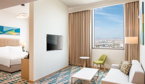 Suite, 1 King Bed, Accessible