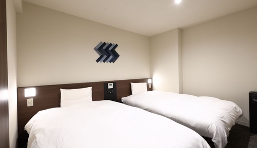 Deluxe Twin Room, Non Smoking (No Housekeeping)