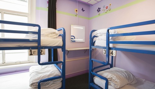 Bed in a 8-Bed Female Dorm, Ensuite