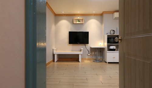 Room (Blk A 301 (Ondol Two Room))