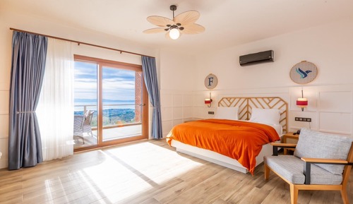 Suite Room With Sea View