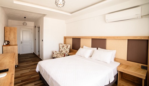 Standard Double Room, Balcony, City View