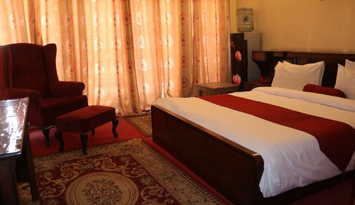 Deluxe Double or Twin Room