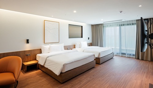 Ocean Suite King Twin