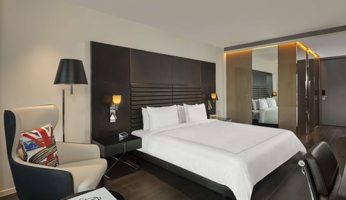 Room (Art Room Deluxe-King)