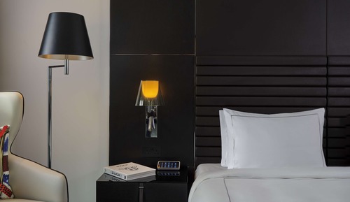 Room (Art Room Deluxe-Twin)