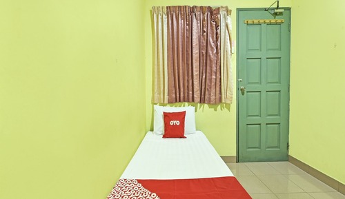 Deluxe Single Room