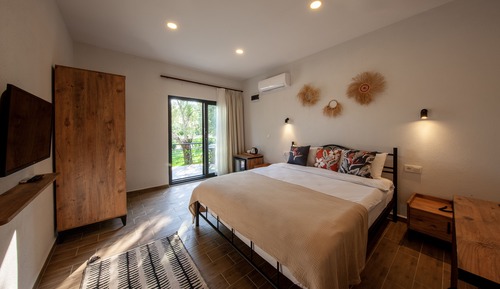 Deluxe Double Room, Garden View