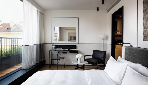 Room, 1 King Bed (Cosy Sunkissed)