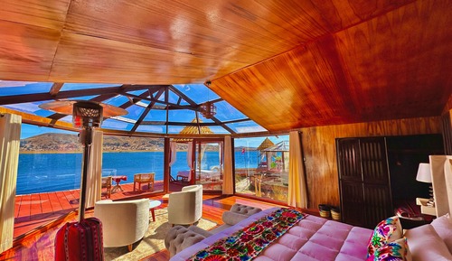 Luxury Room, 1 King Bed, Lake View