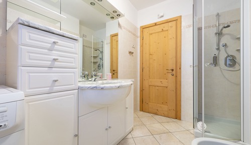 Apartment (1 Bedroom)