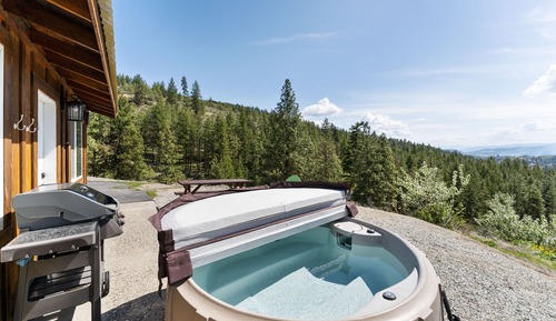 Badger 1 Bedroom Cabin Private Bath