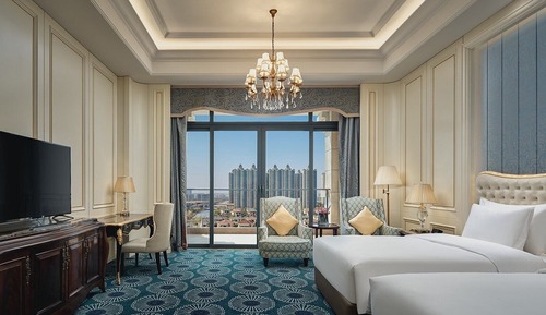 Standard Room, 1 King Bed