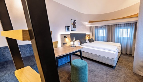 Deluxe Studio, Pets Allowed