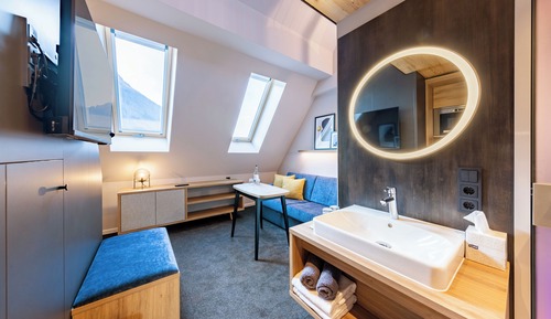 Deluxe Studio Suite, Pets Not Allowed