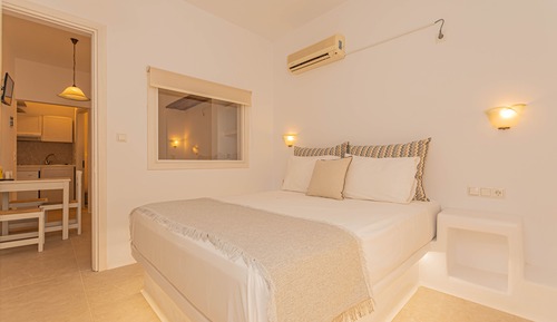 Premium Quadruple Room