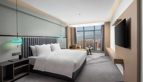 Room, 1 King Bed, Non Smoking, City View