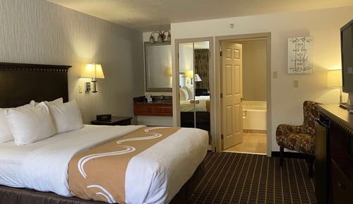 Studio Suite, 1 Queen Bed, Non Smoking