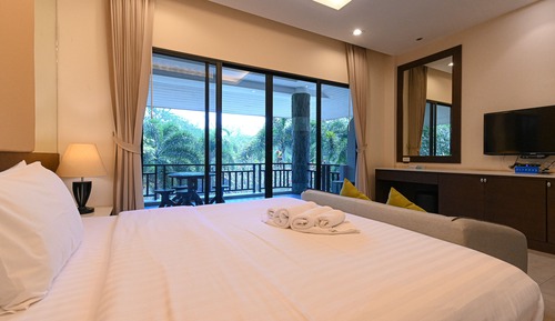 Deluxe Double or Twin