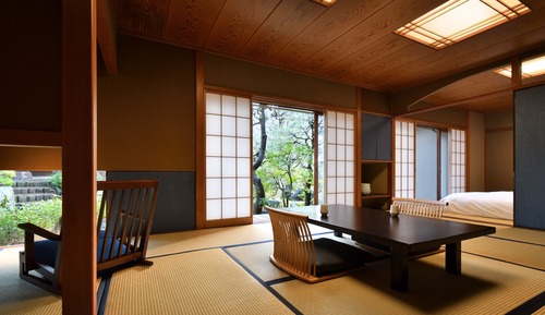 Japanese Style Twin Bed Room with Onsen (No smoking)