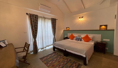 Comfort Room, 1 Queen Bed