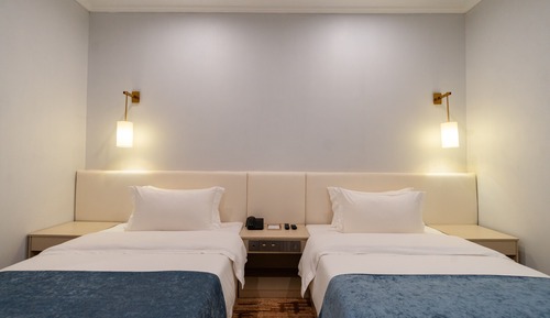 Superior Twin No Window, Non Smoking