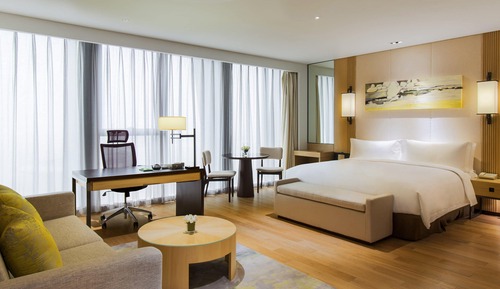 Premium Room, 1 King Bed