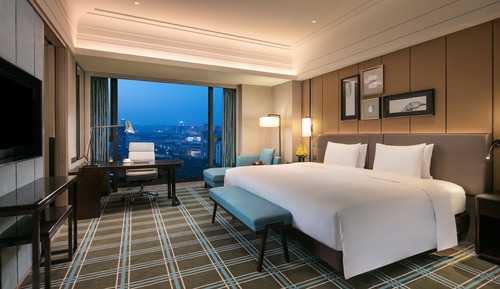 Room, 1 King Bed, Corner