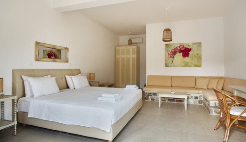 Comfort Studio, 1 King Bed, Sea View