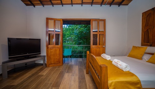 Deluxe Quadruple Room