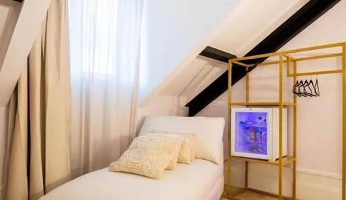 Room 301: Superior Double Room, 1 King Bed